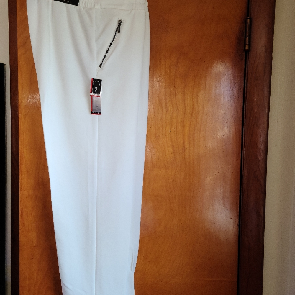 Clothing - Picture 2 of 4